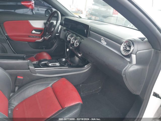 Photo 4 VIN: WDD5J4GB6LN035527 - MERCEDES-BENZ CLA 