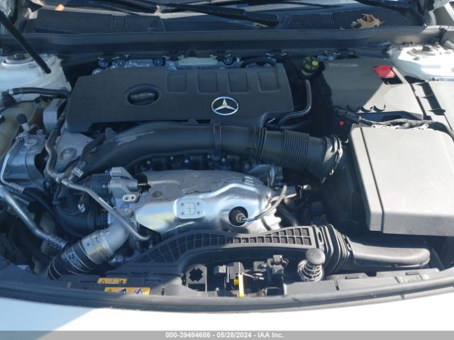 Photo 9 VIN: WDD5J4HB1LN069678 - MERCEDES-BENZ CLA 