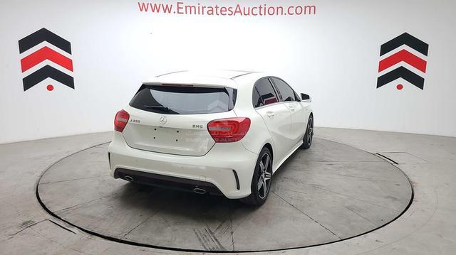 Photo 15 VIN: WDDBF4EB0FJ404367 - MERCEDES A 