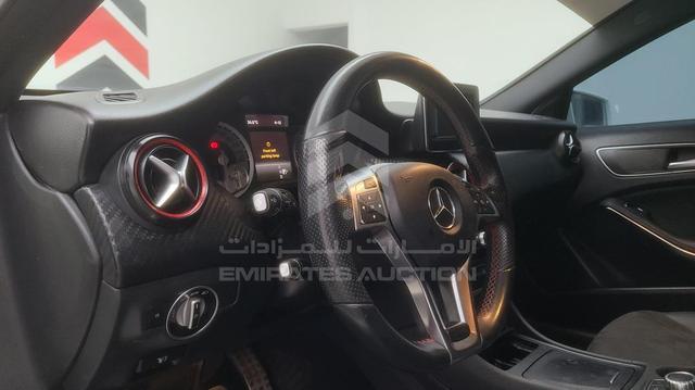 Photo 19 VIN: WDDBF4EB0FJ404367 - MERCEDES A 