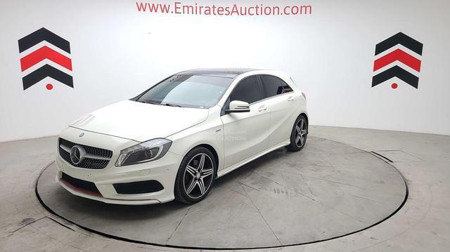 Photo 8 VIN: WDDBF4EB0FJ404367 - MERCEDES A 