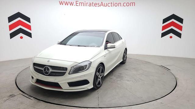 Photo 9 VIN: WDDBF4EB0FJ404367 - MERCEDES A 