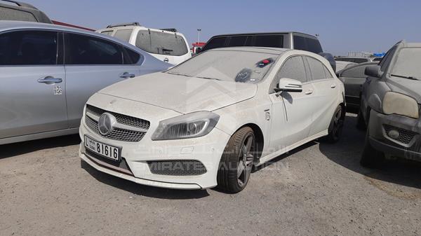 Photo 5 VIN: WDDBF4EB8EJ282999 - MERCEDES-BENZ A 250 