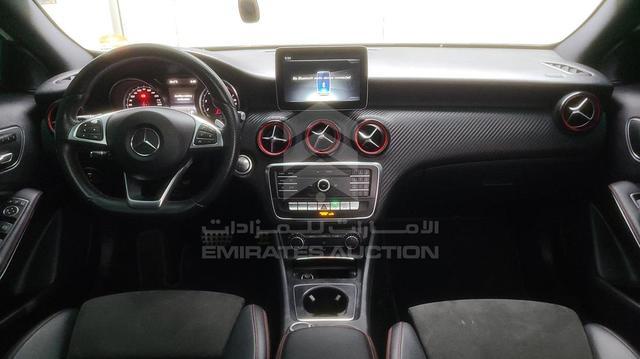 Photo 16 VIN: WDDBF4EBXJJ704040 - MERCEDES A 250 