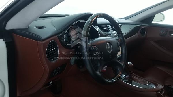 Photo 10 VIN: WDDDJ56X68A133700 - MERCEDES-BENZ CLS 350 