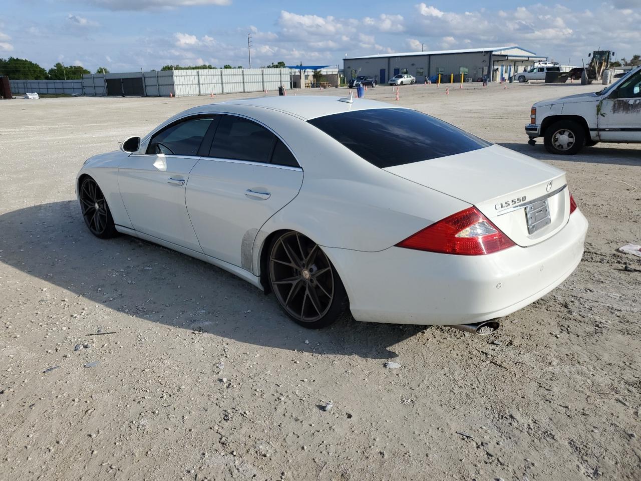 Photo 1 VIN: WDDDJ72X28A118760 - MERCEDES-BENZ CLS-KLASSE 