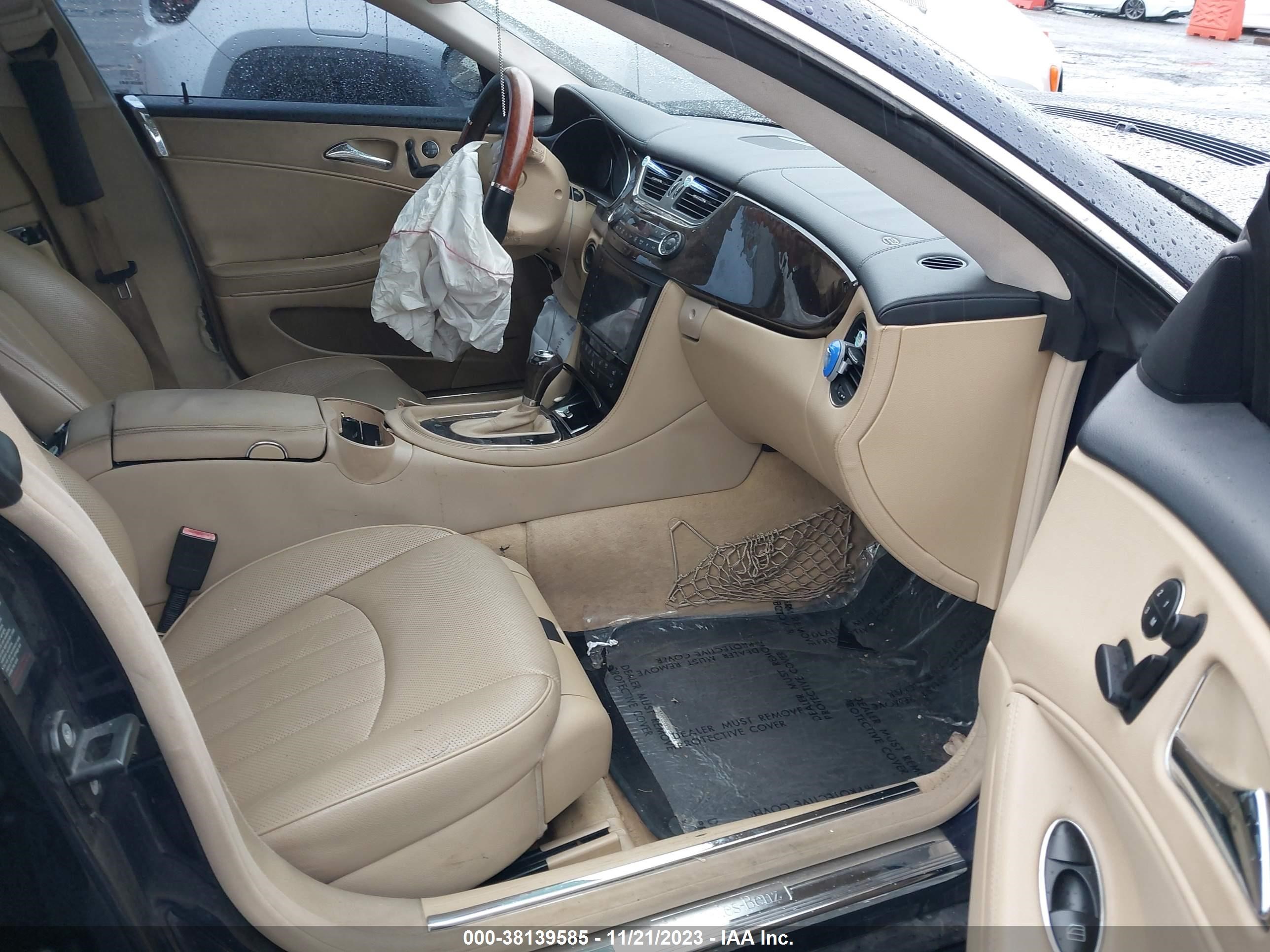 Photo 4 VIN: WDDDJ72X28A127653 - MERCEDES-BENZ CLS-KLASSE 