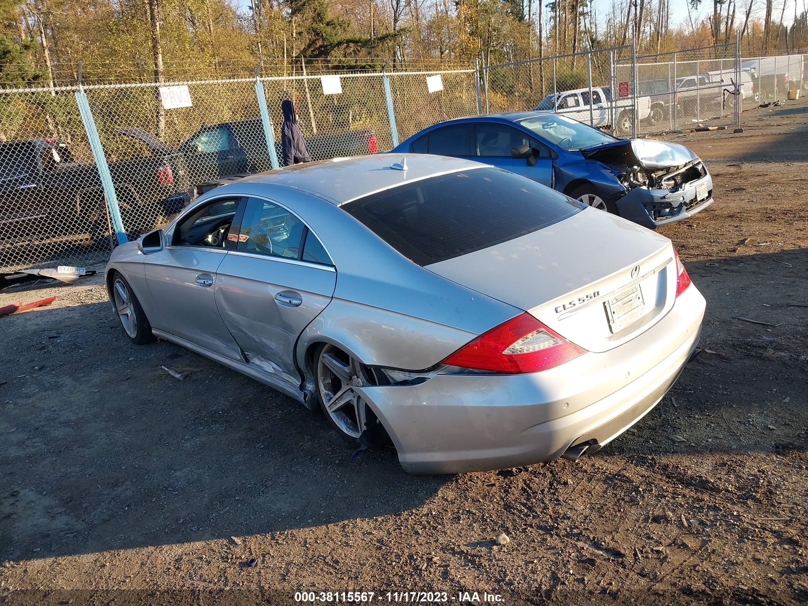 Photo 2 VIN: WDDDJ72X29A154918 - MERCEDES-BENZ CLS-KLASSE 