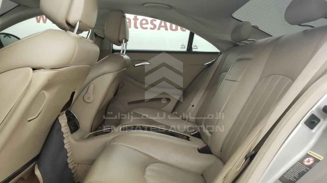 Photo 21 VIN: WDDDJ72X48A117769 - MERCEDES CLS 