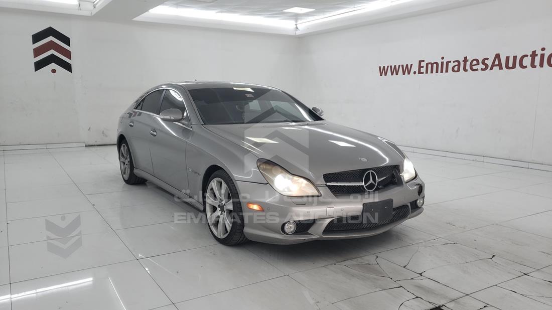 Photo 9 VIN: WDDDJ72X48A117769 - MERCEDES CLS 