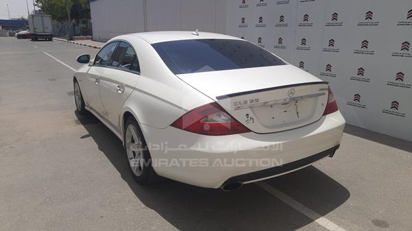 Photo 6 VIN: WDDDJ72X58A135634 - MERCEDES-BENZ CLS 550 