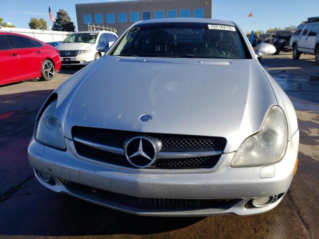 Photo 4 VIN: WDDDJ72X68A136789 - MERCEDES-BENZ CLS 