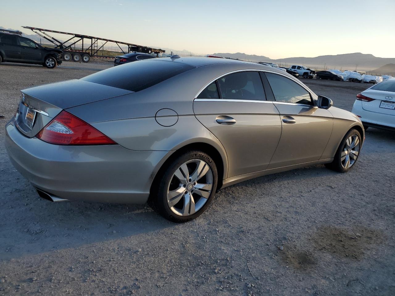 Photo 2 VIN: WDDDJ72X69A146918 - MERCEDES-BENZ CLS-KLASSE 