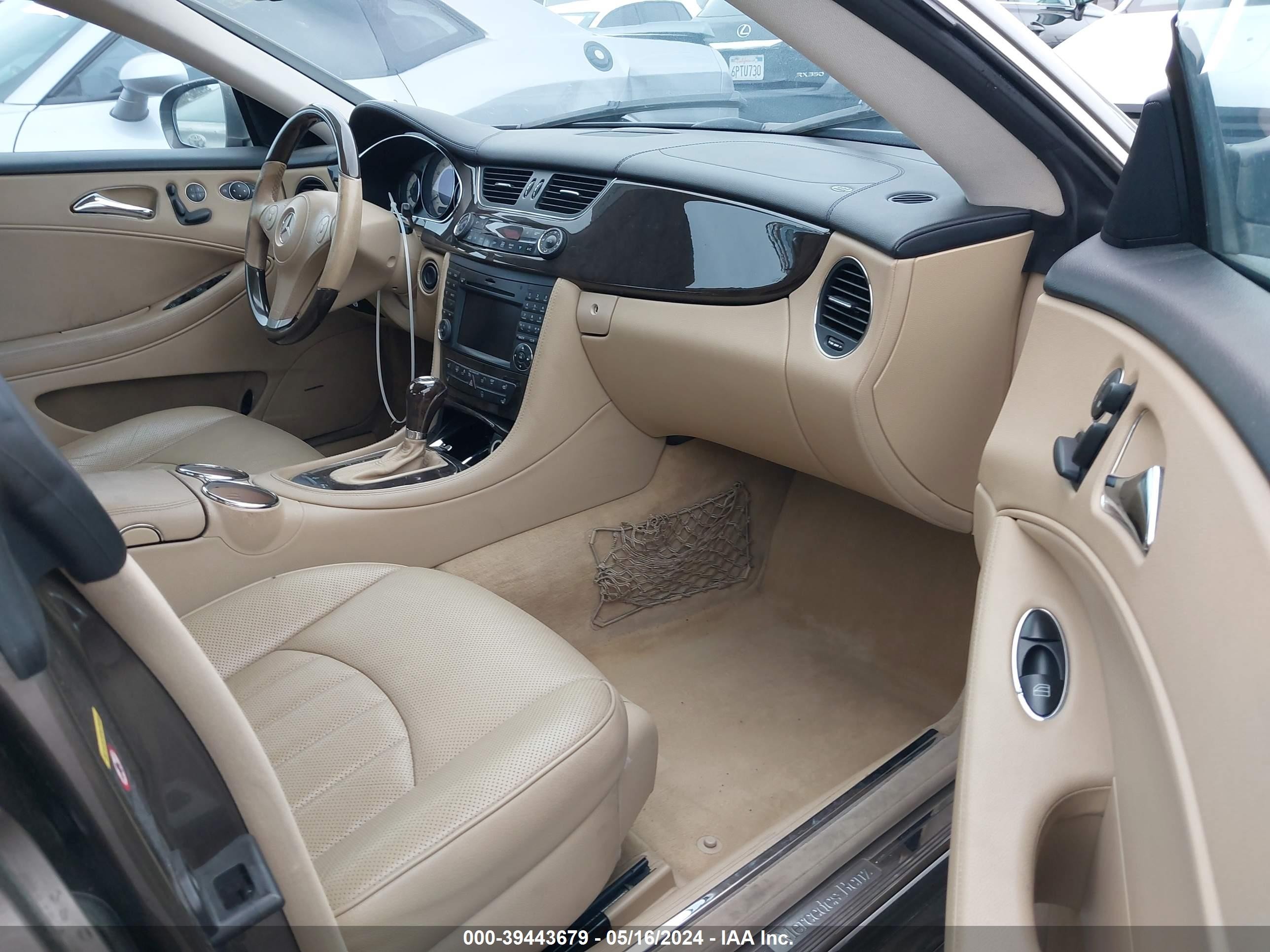 Photo 4 VIN: WDDDJ72X99A145326 - MERCEDES-BENZ CLS-KLASSE 