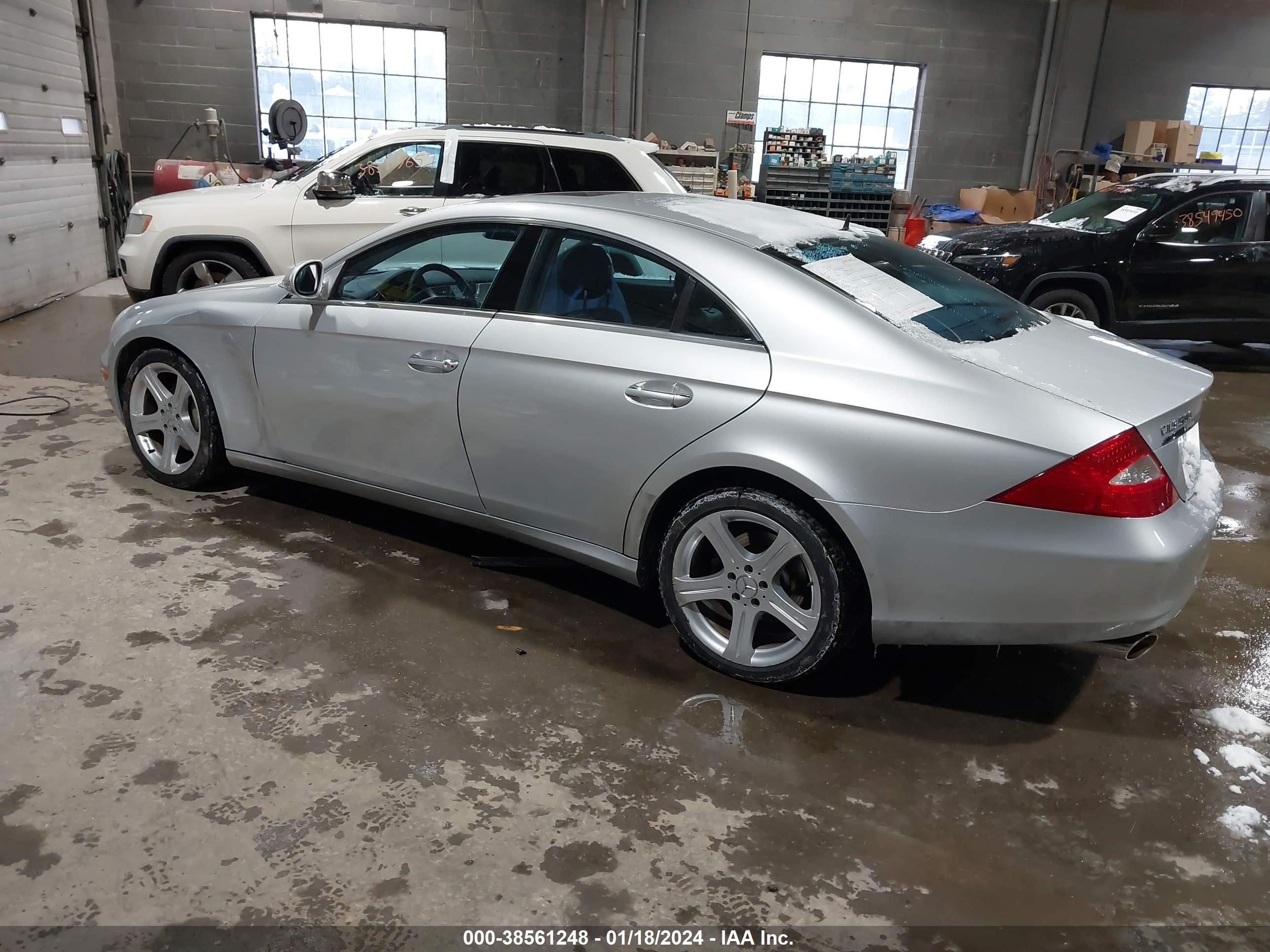 Photo 2 VIN: WDDDJ75X36A022063 - MERCEDES-BENZ CLS-KLASSE 