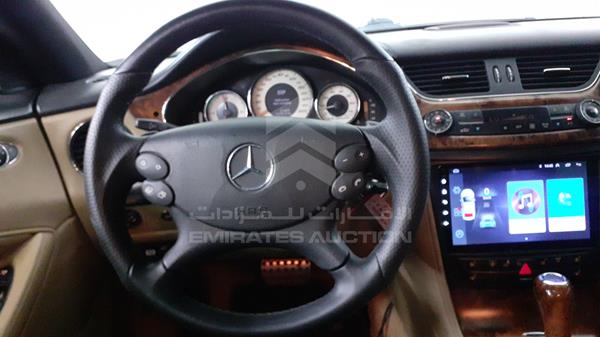 Photo 13 VIN: WDDDJ76X36A072556 - MERCEDES-BENZ CLS 55 AMG 