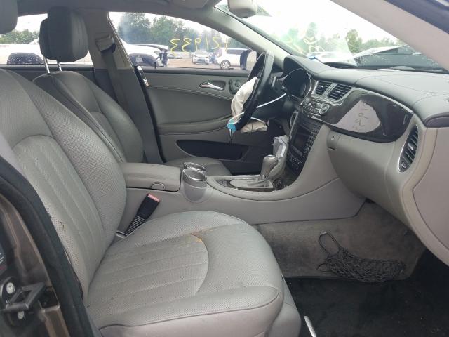 Photo 4 VIN: WDDDJ7CB2AA160838 - MERCEDES-BENZ CLS 550 