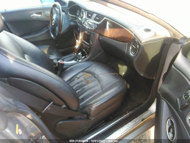 Photo 4 VIN: WDDDJ7CBXAA159517 - MERCEDES-BENZ CLS-CLASS 