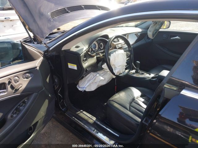 Photo 4 VIN: WDDDJ7CBXBA172270 - MERCEDES-BENZ CLS 550 