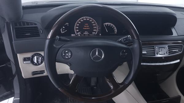 Photo 13 VIN: WDDEJ71X77A001597 - MERCEDES-BENZ CL 500 