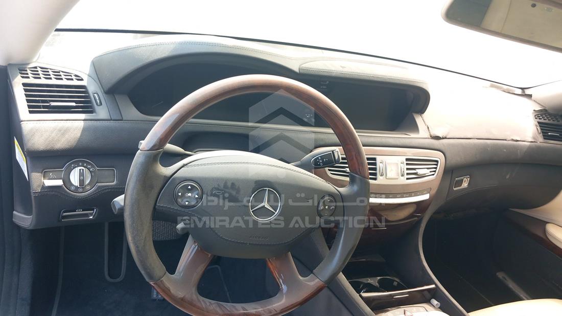 Photo 10 VIN: WDDEJ71X78A011533 - MERCEDES CL 