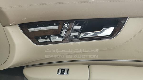 Photo 15 VIN: WDDEJ71X78A016943 - MERCEDES-BENZ CL 550 