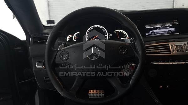 Photo 13 VIN: WDDEJ77X18A015102 - MERCEDES-BENZ CL 550 