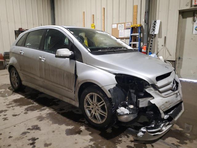 Photo 3 VIN: WDDFH34XX9J454622 - MERCEDES-BENZ B200 