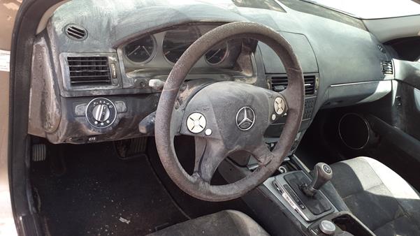 Photo 9 VIN: WDDGF41X18F172441 - MERCEDES-BENZ C 200 