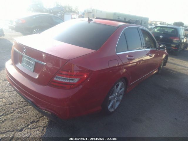 Photo 3 VIN: WDDGF4HB0CA599559 - MERCEDES-BENZ C-CLASS 