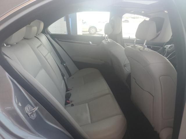 Photo 9 VIN: WDDGF4HB0CA614402 - MERCEDES-BENZ C 250 