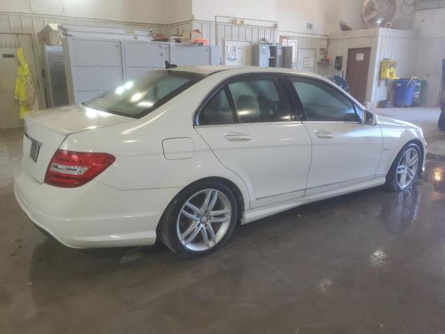 Photo 2 VIN: WDDGF4HB0CA614738 - MERCEDES-BENZ C 250 