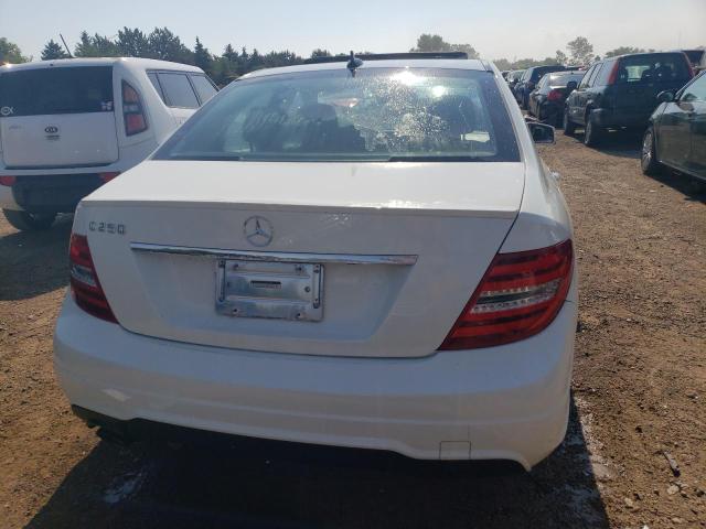 Photo 5 VIN: WDDGF4HB0CR195579 - MERCEDES-BENZ C-CLASS 