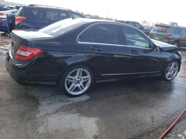 Photo 2 VIN: WDDGF4HB0CR197459 - MERCEDES-BENZ C 250 