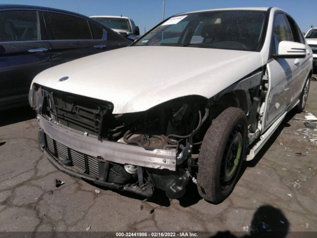 Photo 5 VIN: WDDGF4HB0CR238561 - MERCEDES-BENZ C-CLASS 