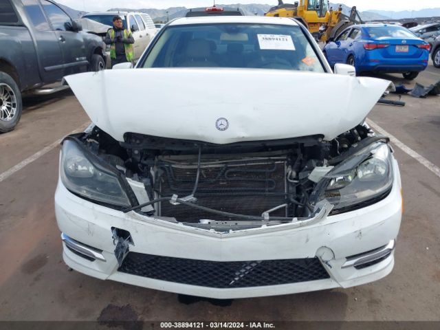 Photo 5 VIN: WDDGF4HB0DA761126 - MERCEDES-BENZ C 250 