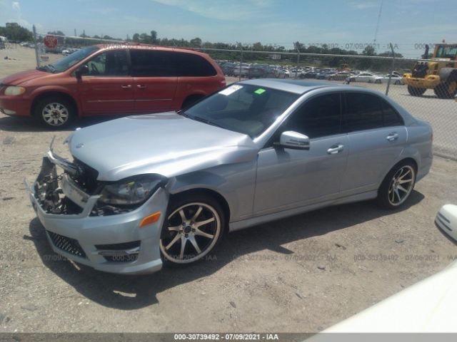 Photo 1 VIN: WDDGF4HB0DA763037 - MERCEDES-BENZ C-CLASS 