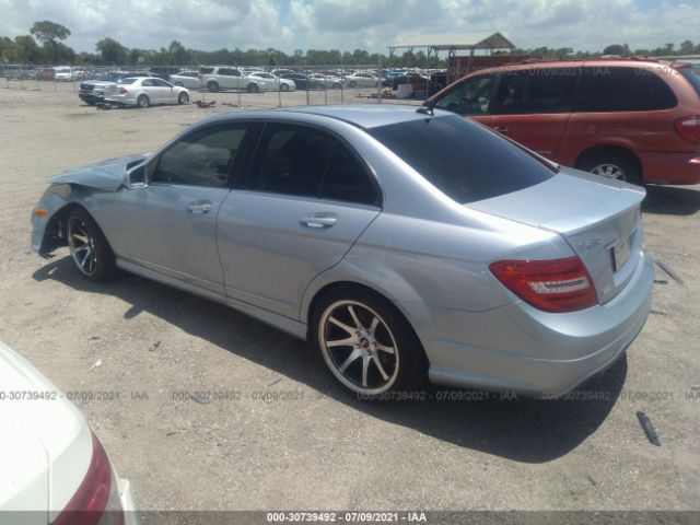 Photo 2 VIN: WDDGF4HB0DA763037 - MERCEDES-BENZ C-CLASS 