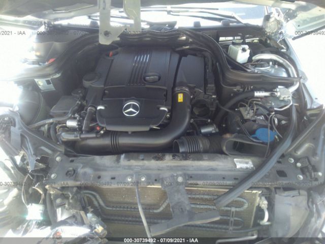 Photo 9 VIN: WDDGF4HB0DA763037 - MERCEDES-BENZ C-CLASS 