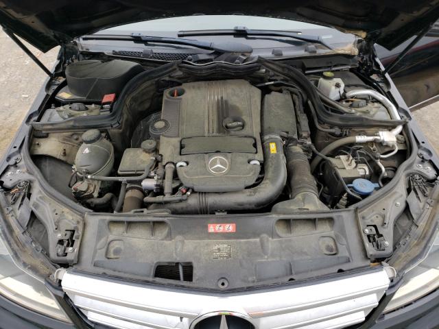 Photo 6 VIN: WDDGF4HB0DA849576 - MERCEDES-BENZ C 250 