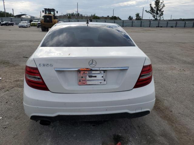 Photo 5 VIN: WDDGF4HB0DA867284 - MERCEDES-BENZ C 250 