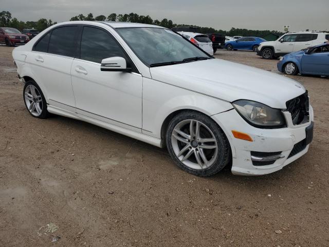 Photo 3 VIN: WDDGF4HB0DR246998 - MERCEDES-BENZ C-CLASS 