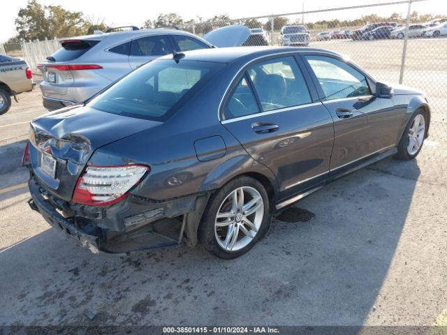 Photo 3 VIN: WDDGF4HB0DR247004 - MERCEDES-BENZ C 250 