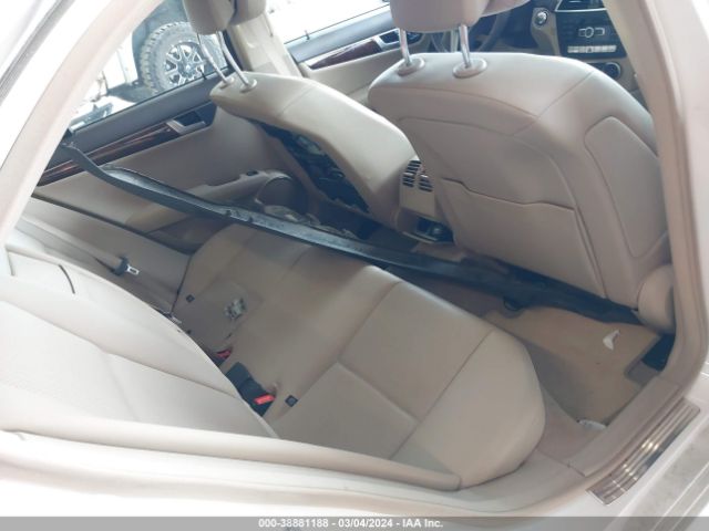 Photo 7 VIN: WDDGF4HB0DR248203 - MERCEDES-BENZ C 250 