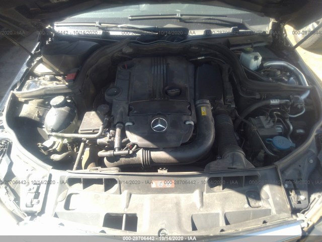 Photo 9 VIN: WDDGF4HB0DR250081 - MERCEDES-BENZ C-CLASS 