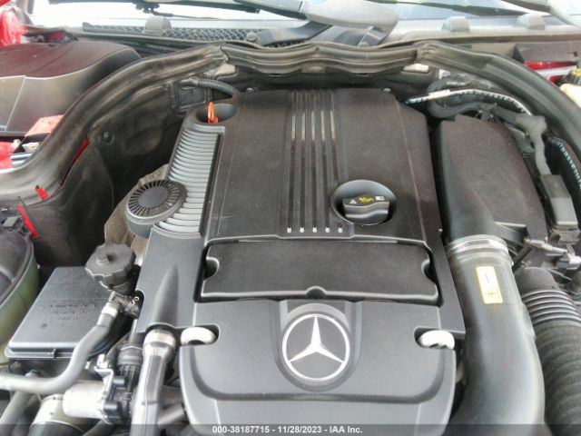 Photo 9 VIN: WDDGF4HB0DR261369 - MERCEDES-BENZ C 