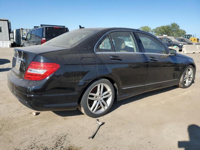 Photo 2 VIN: WDDGF4HB0DR269133 - MERCEDES-BENZ C 250 