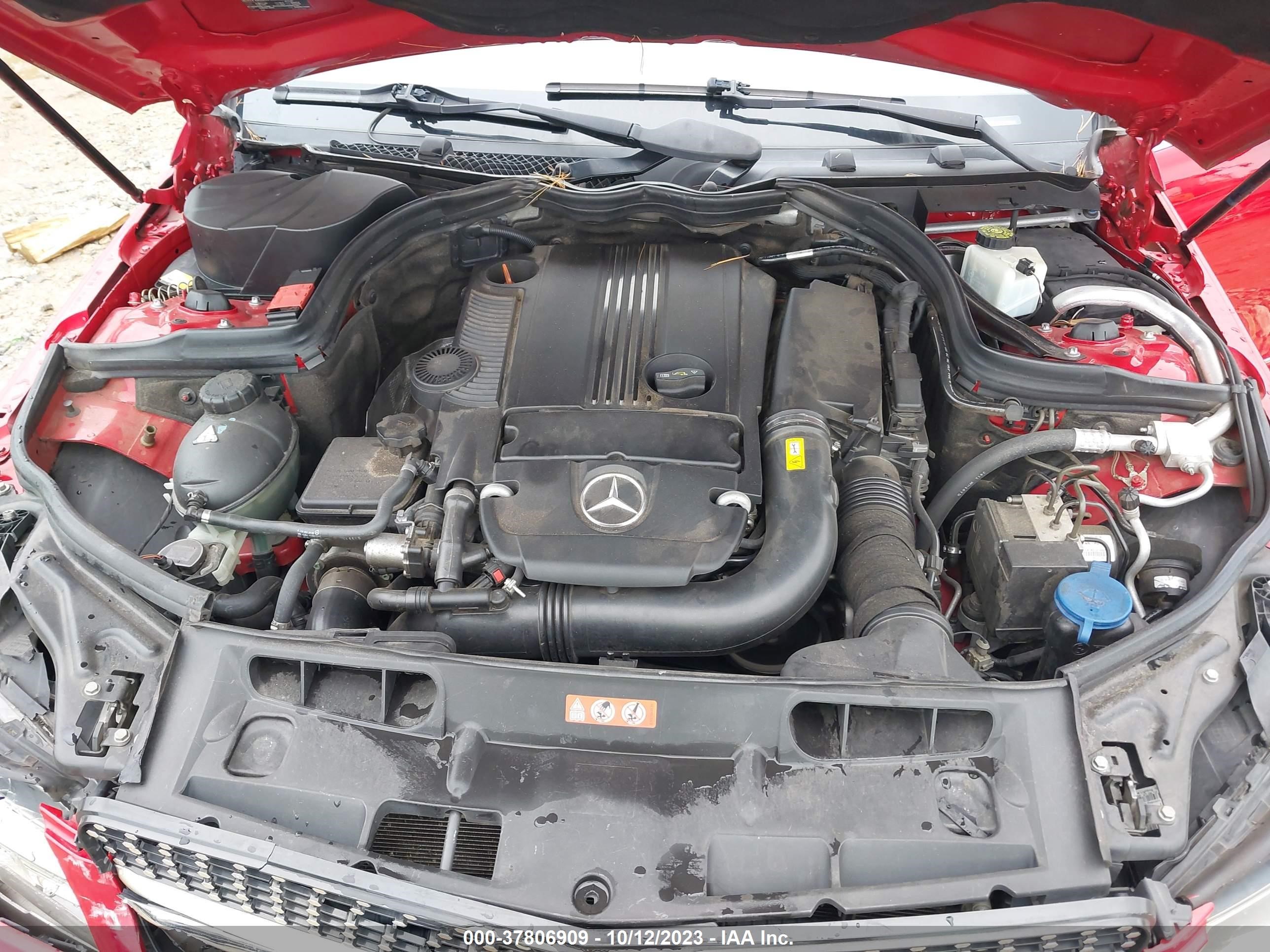 Photo 9 VIN: WDDGF4HB0DR270928 - MERCEDES-BENZ C-KLASSE 