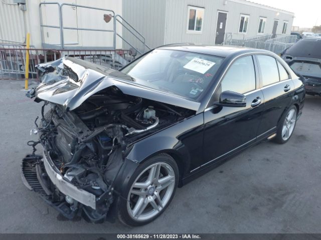 Photo 1 VIN: WDDGF4HB0DR271478 - MERCEDES-BENZ C 