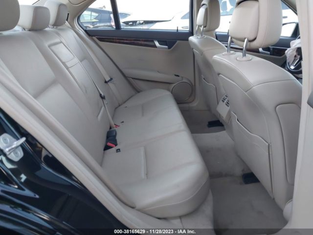 Photo 7 VIN: WDDGF4HB0DR271478 - MERCEDES-BENZ C 